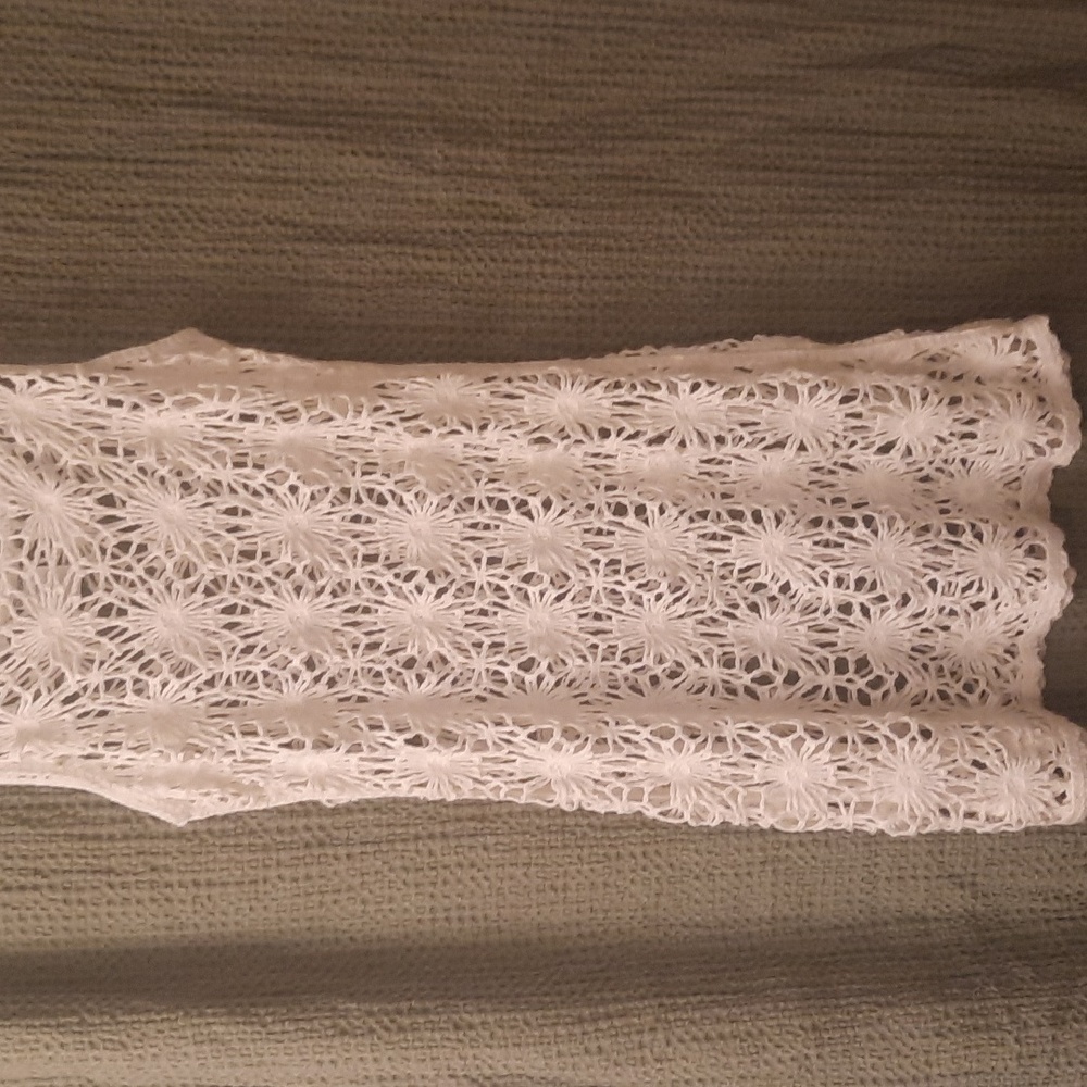 Elegant White Knit Dress